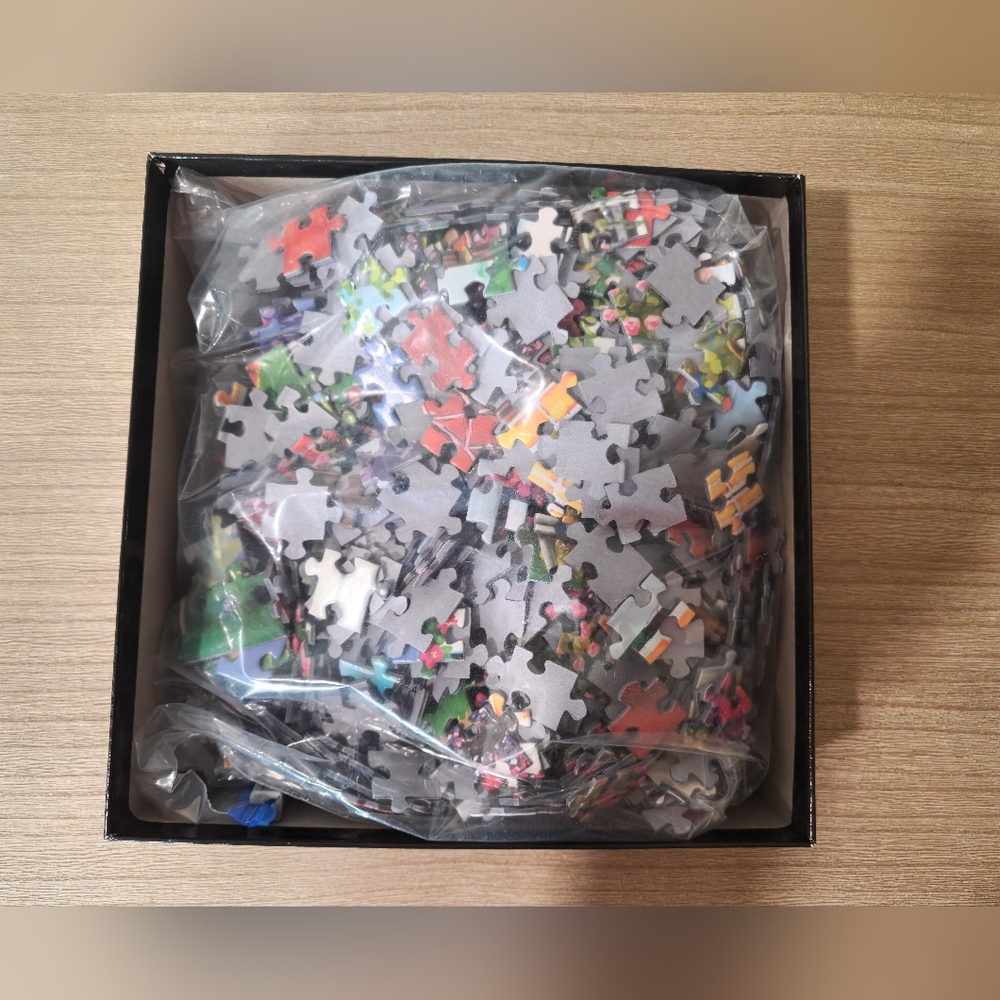 Kodak 1000 Piece Puzzle "Cozy Cottage" - Picture 4 of 4